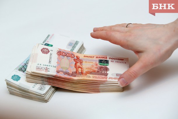 «ЮТэйр» заплатит ухтинцам за испорченный отдых 95 тысяч рублей